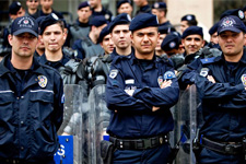 Polislerin Polis Haftas�n� Kutluyoruz
