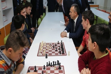 Vali Ali Fidan Gen�lerle Bir Araya Geldi